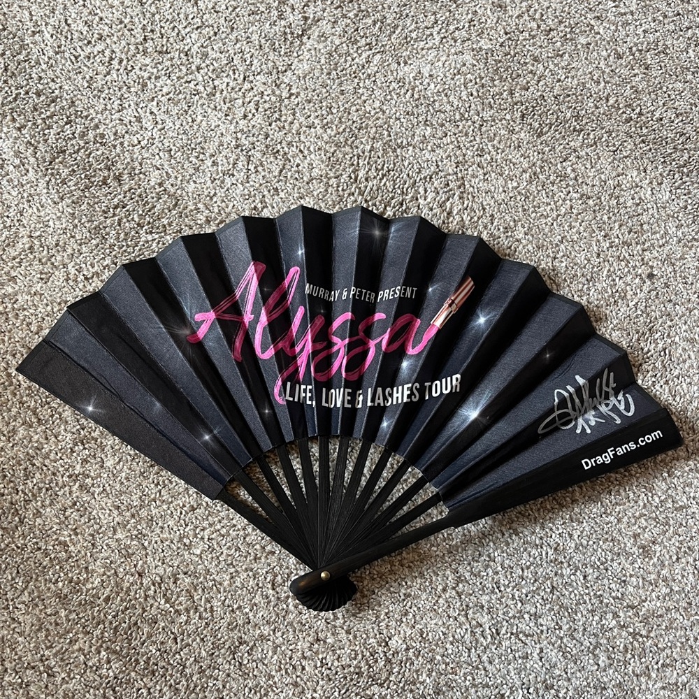 Signed Alyssa Edwards Fan